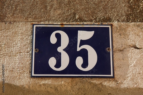 Photo: Numéro 35 Numéro 35