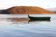 Angelboot am Edersee im Abendlicht