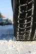 Winterreifen im Schnee