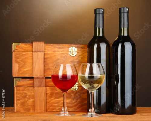Photo: Wooden cases with wine bottles Wooden cases with wine bottles