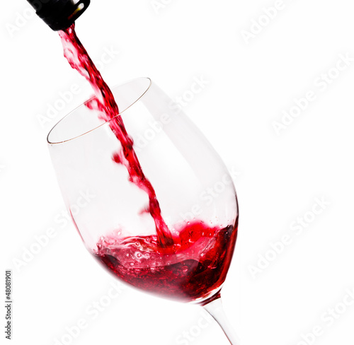 Photo: Rotwein einschenken Rotwein einschenken