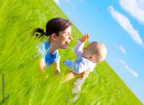 Photo: mama mit kind mama mit kind