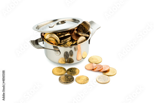 Photo: Kochtopf und Euromünzen Kochtopf und Euromünzen