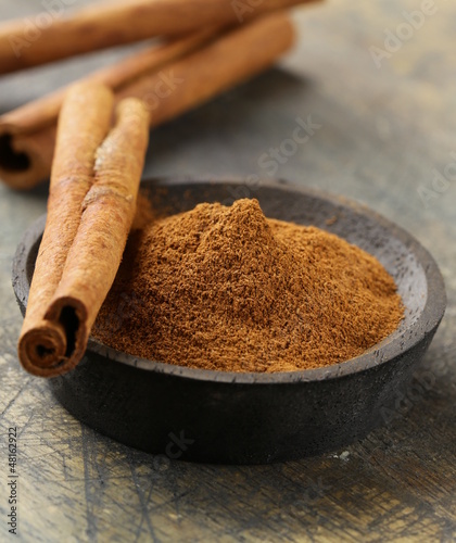 Photo: Cinnamon sticks and powder cinnamon Cinnamon sticks and powder cinnamon
