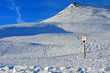 Foto: Trails in the snow, Dolomites mountains, Italy Trails in the snow, Dolomites mountains, Italy