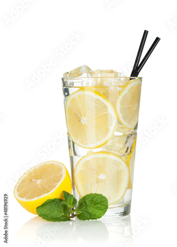 Photo: Glass of lemonade with lemon and mint Glass of lemonade with lemon and mint
