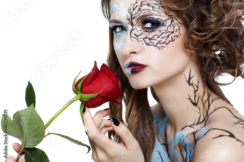 Photo: model with skew bodyart model with skew bodyart