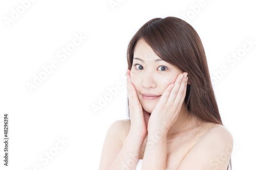 Photo: スキンケアする女性 スキンケアする女性