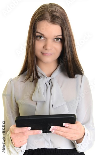 Photo: Jeune femme avec une tablette informatique Jeune femme avec une tablette informatique