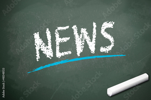 Photo: Kreidetafel mit News Kreidetafel mit News