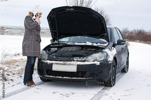 Photo: Car break - woman phoned the breakdown service Car break - woman phoned the breakdown service