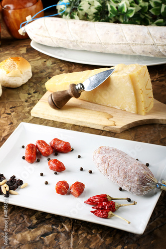 Photo: Spicy sausages, bread and cheese Spicy sausages, bread and cheese