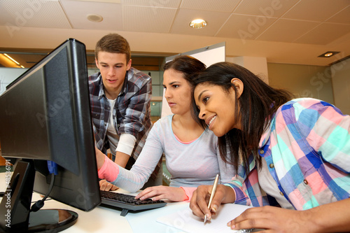 Photo: Group of students working in computer lab Group of students working in computer lab
