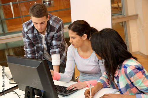Photo: Group of students working in computer lab Group of students working in computer lab