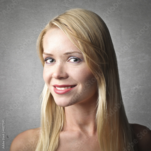 Photo: portrait of blonde woman portrait of blonde woman