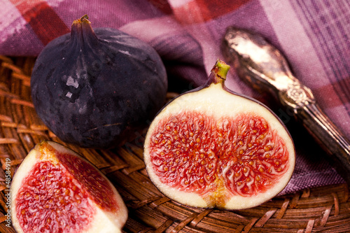 Photo: Ripe figs Ripe figs