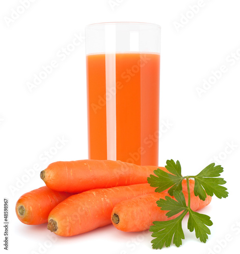 Photo: Carrot juice glass and carrot tubers Carrot juice glass and carrot tubers