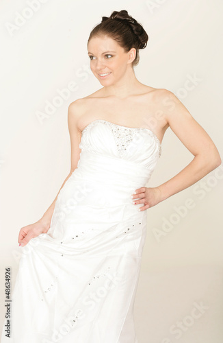 Photo: Schönheit im Brautkleid Schönheit im Brautkleid