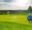 Golf putting green