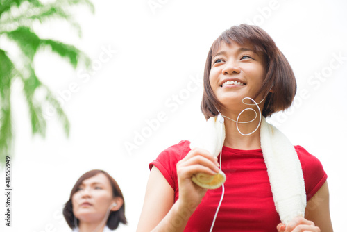 Photo: Asian girls running Asian girls running