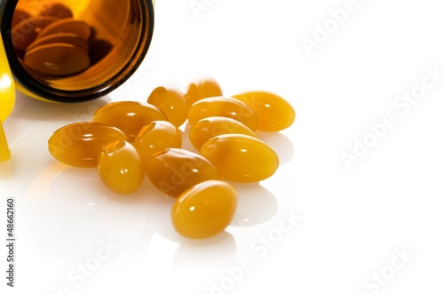 Photo: Capsules de gelée royale. Capsules de gelée royale.