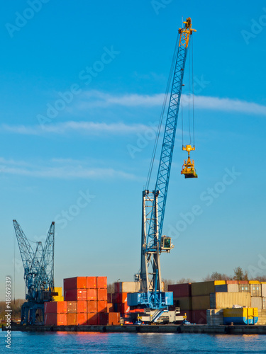 Photo: Crane in a harbour Crane in a harbour