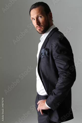 Photo: Business Mann im Anzug Business Mann im Anzug