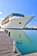 Cruise ship 