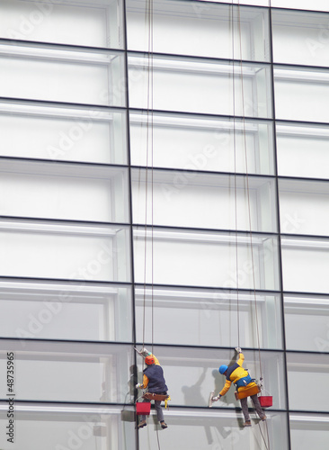 Photo: people working in clean crystals people working in clean crystals