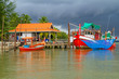 Foto: Fishing boats at the river in Koh Kho Khao, Thailand Fishing boats at the river in Koh Kho Khao, Thailand
