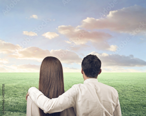 Photo: couple looking landscape couple looking landscape