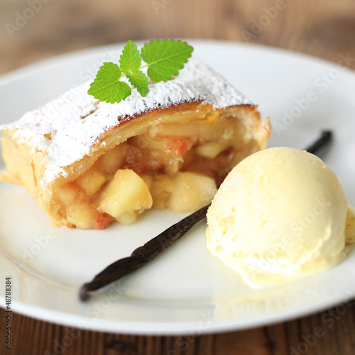 Photo: Apfelstrudel Apfelstrudel