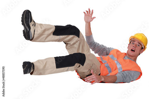 Photo: Labourer falling backwards Labourer falling backwards