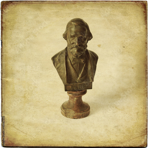 Photo: Busto in bronzo di Giuseppe Verdi Busto in bronzo di Giuseppe Verdi