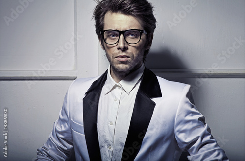 Photo: James Bond's style of young model James Bond's style of young model