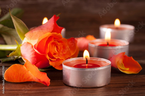 Photo: Rose mit Kerzen Rose mit Kerzen