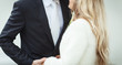 Zdjęcie: New merried couple holding hands New merried couple holding hands