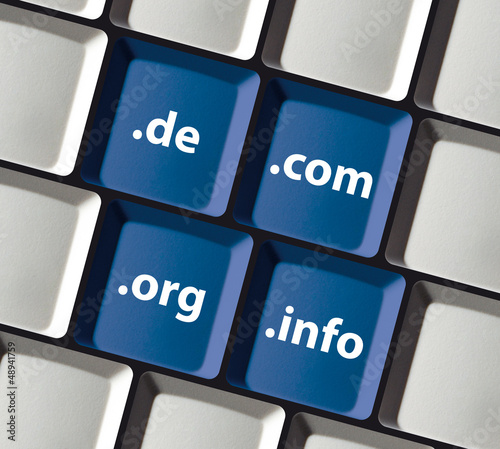 Illustration: Domainendungen - de, com, org, info Domainendungen - de, com, org, info