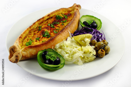Photo: Pide with cheese and salad - Pide mit Käse und Salat Pide with cheese and salad - Pide mit Käse und Salat
