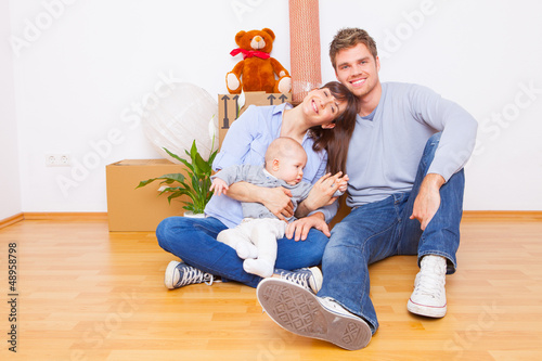 Photo: familie zuhause familie zuhause