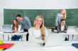 lehrganggruppe im klassenzimmer