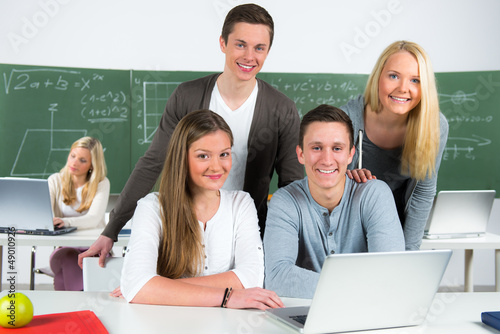 Photo: glückliches team glückliches team