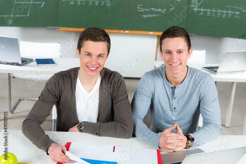 Photo: schüler beim seminar schüler beim seminar