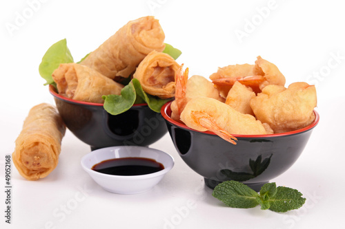 Photo: spring roll, shrimp fritter and soy sauce spring roll, shrimp fritter and soy sauce