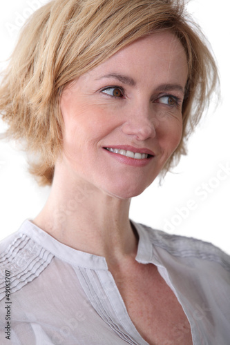 Photo: Woman smiling nicely Woman smiling nicely