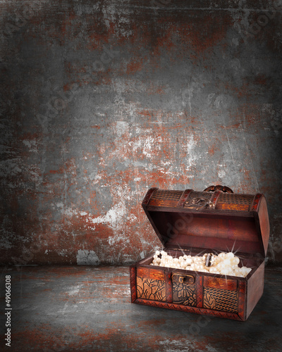 Illustration: treasure chest with jewelry inside treasure chest with jewelry inside