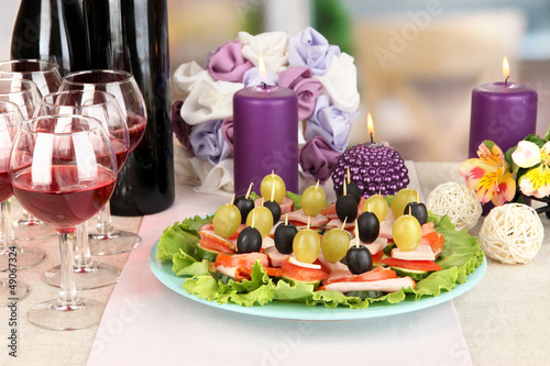 Photo: Canapes and wine in restaurant Canapes and wine in restaurant