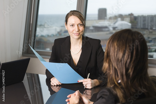 Photo: Customer talk at a nice table Customer talk at a nice table
