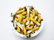 cendrier de mégots de cigarettes