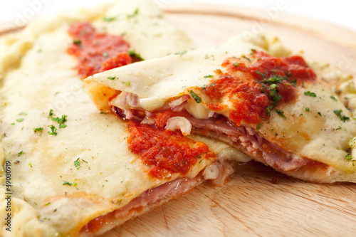 Photo: Calzone Calzone